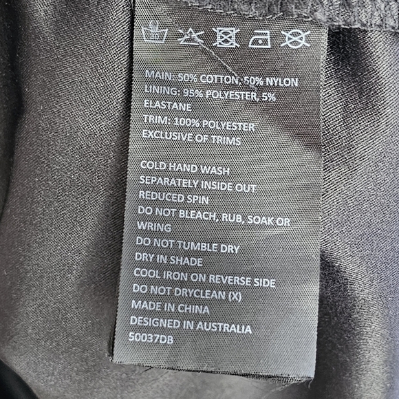 Bardot lace fluted strappy v-neck midi black dress size 4 - Picture 9 of 10